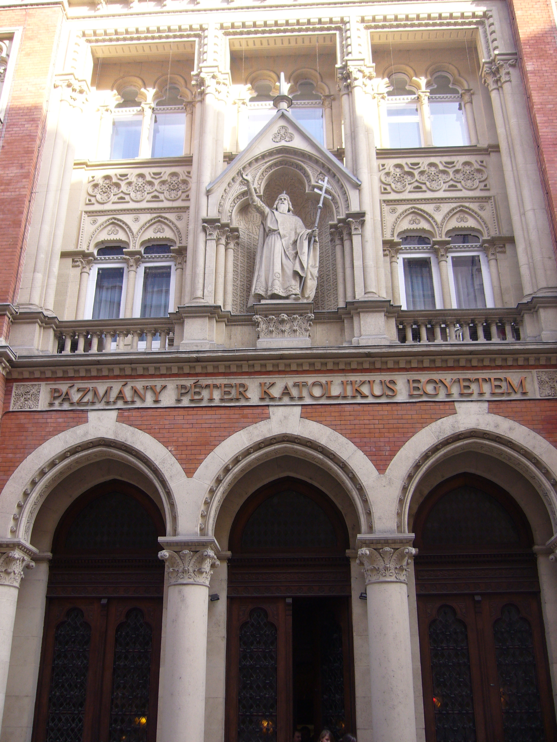 Eingangsbereich der Pazmany Peter Catholic University